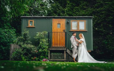 “A Beautifully Relaxed Wedding at Pendrell Hall | Laura & Lee’s Big Day”