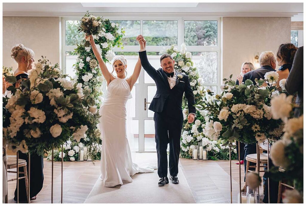 Fairlawns Hotel wedding ceremony photography